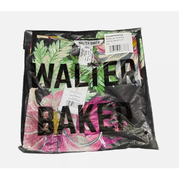 NIB Walter Baker New Paradise Versatile Sarong Magnolia Floral - Picture 2 of 7